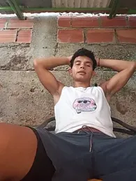 alex_candela webcam model stream image