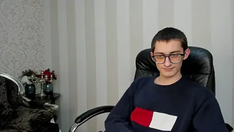 RonBevs webcam stripchat model stream image