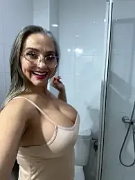 Alimela webcam model stream image