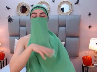 Aliah Manzur webcam model stream image