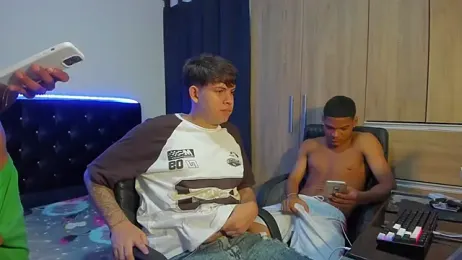 isaac_master77 webcam model stream image