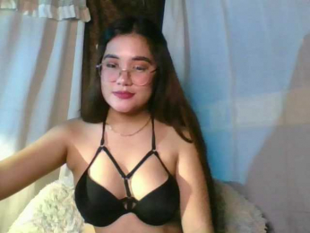 Lunaacheng webcam model stream image