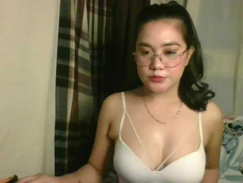 Lunaacheng webcam model stream image