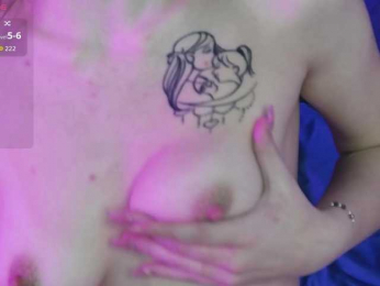 Evelisse webcam model stream image