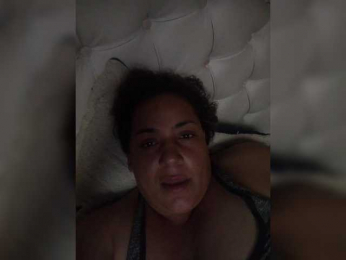 Valeriacurvy webcam bongacams model stream image