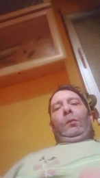 Ron69v webcam model stream image