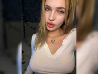 -Melani- webcam bongacams model stream image