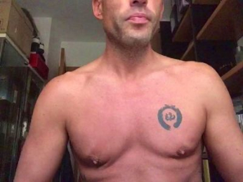 Xisco8_2 webcam cam4 model stream image