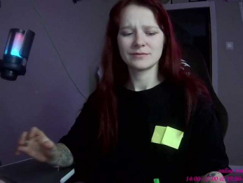 stillHer webcam model stream image