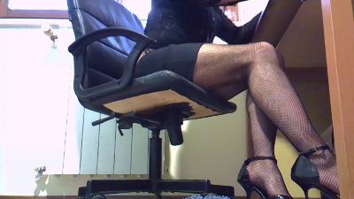 ilarytravl34 webcam cam4 model stream image