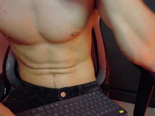 Eren Jeagher webcam model stream image