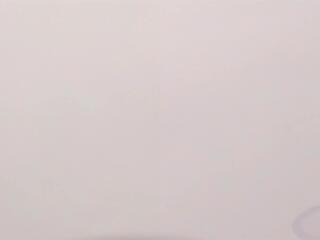 Isabella Hils webcam model stream image