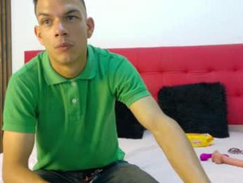 emilyandtom_ webcam model stream image