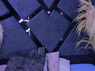 Valery Jhonston webcam model stream image