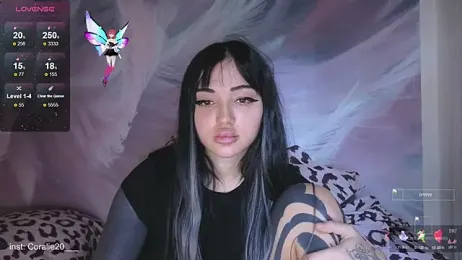 Coralie20_ webcam stripchat model stream image
