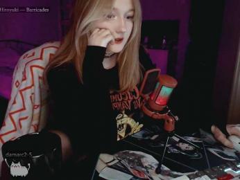 raingurl webcam model stream image