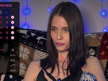 -HeyZoe- webcam model stream image