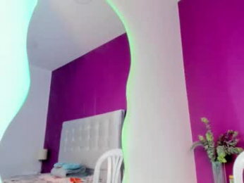 lievelinng webcam model stream image