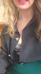 Secretairenue webcam model stream image