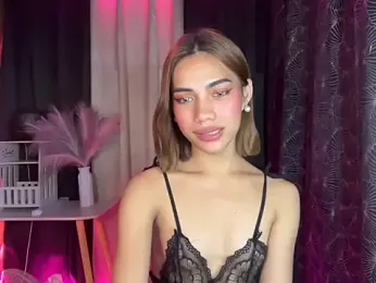 Lovelynikki03 webcam model stream image