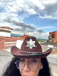 PussyLoversShow webcam model stream image