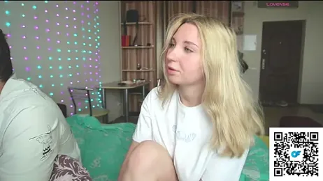 lollove24 webcam model stream image