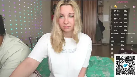 lollove24 webcam model stream image