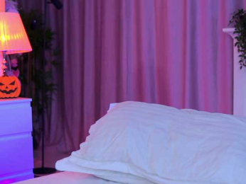 ArtTeasee webcam model stream image