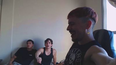 gualas webcam cam4 model stream image