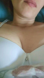 PamCruz webcam model stream image