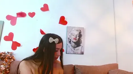 lunaember_cs webcam model stream image