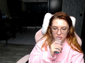 Regimasmile webcam model stream image