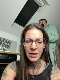 BrownieyQueen webcam model stream image