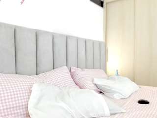 foxy-boobs webcam model stream image