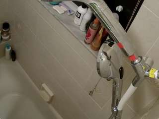 voyeurcam-charleys-bathroom webcam model stream image