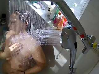 voyeurcam-charleys-bathroom webcam model stream image