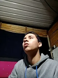 _Alicee_axel webcam model stream image