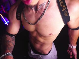 Matius Stewart webcam model stream image