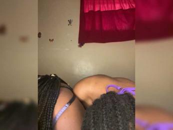Bondeddesire webcam model stream image
