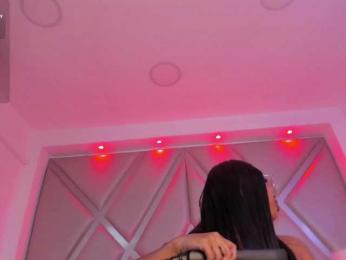 ChelsieDouce webcam model stream image