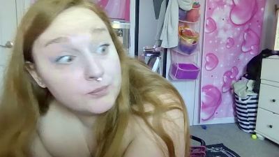 arielemerald webcam model stream image