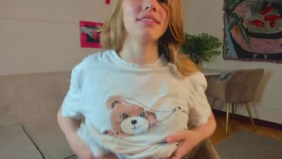 DarceyOnsurez webcam model stream image