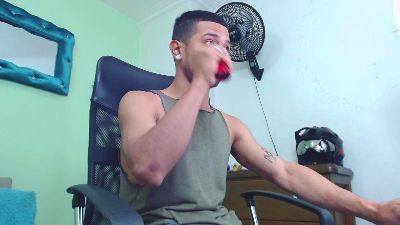 RichardWithe_ webcam model stream image