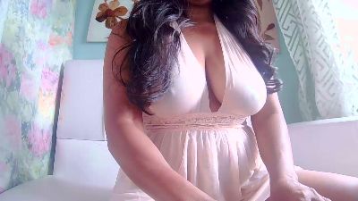 Loonah webcam model stream image