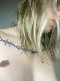 Branquinha_12 webcam stripchat model stream image