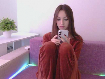 NotSoSweetDasha webcam model stream image