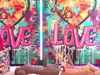 vanessa_love webcam chaturbate model stream image