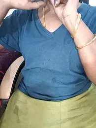 Tamil-hotwife webcam model stream image