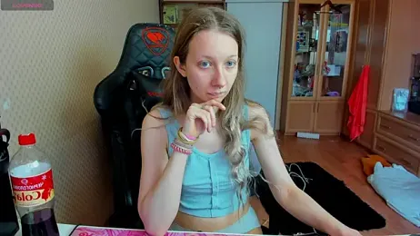 cutieMila webcam model stream image