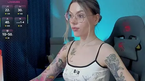 Marta_May_ webcam model stream image